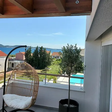 O'live - Elegant Designer Near Zadar Apartment