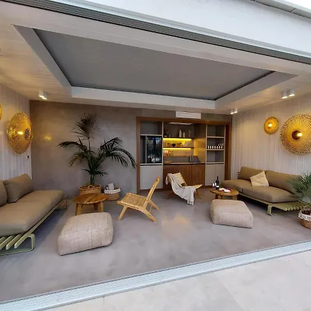 O'live - Elegant Designer Near Zadar Apartment