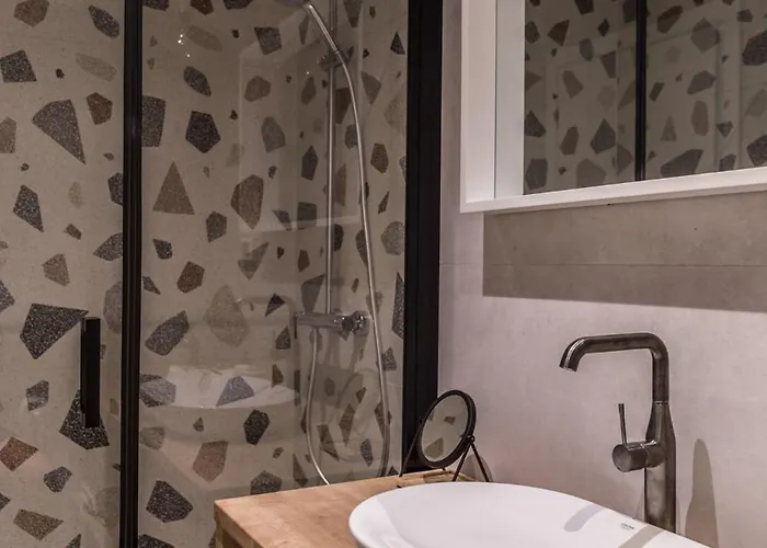 O'live Residence - designer suites *